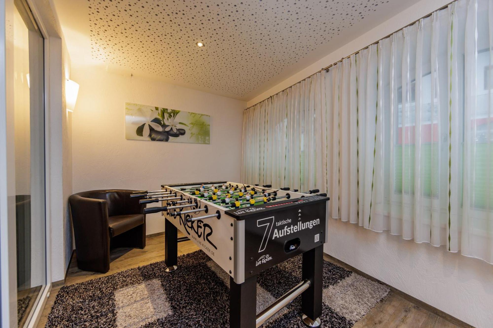 Apartmenthaus Goldeck Ried im Oberinntal Exterior foto